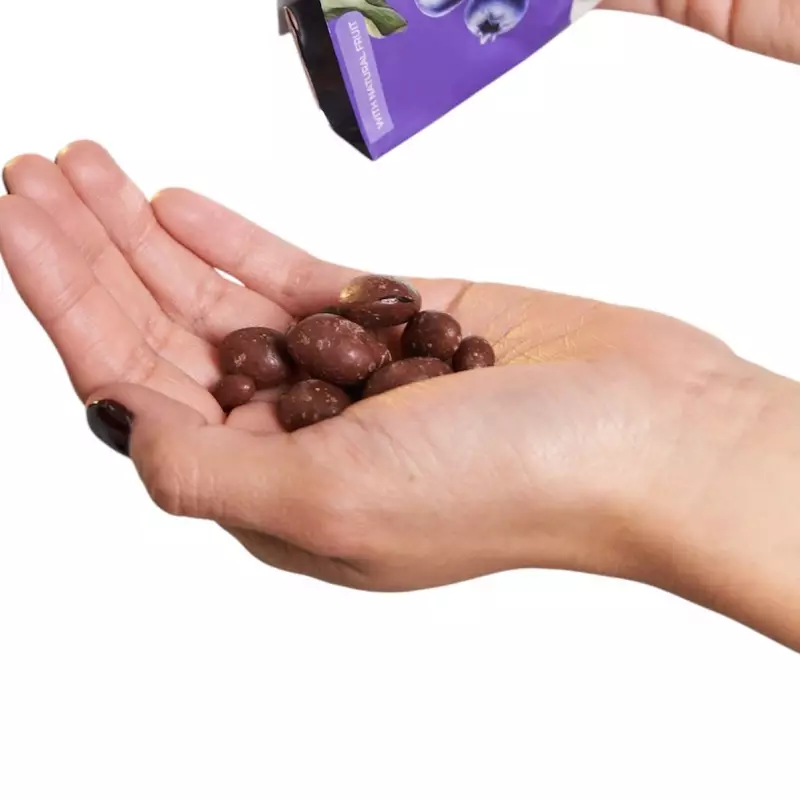 Caiman & Leona | Chocolate-Coated Blueberries | 1.05 oz E