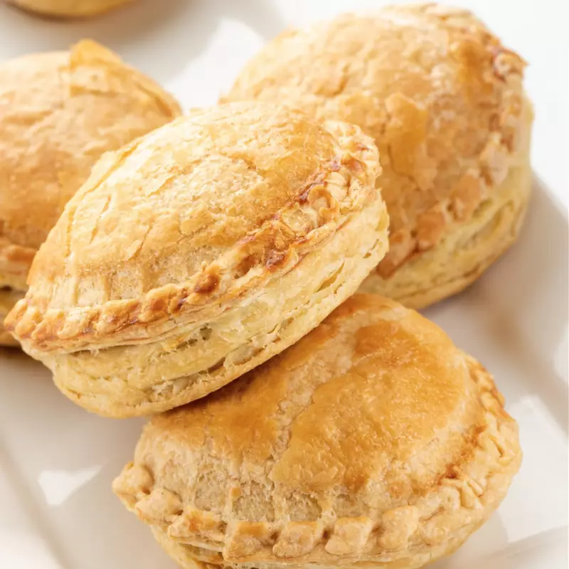 Yummy Puffies | Puff Pastry Stuffed With Ham and Cheese Raw | E.